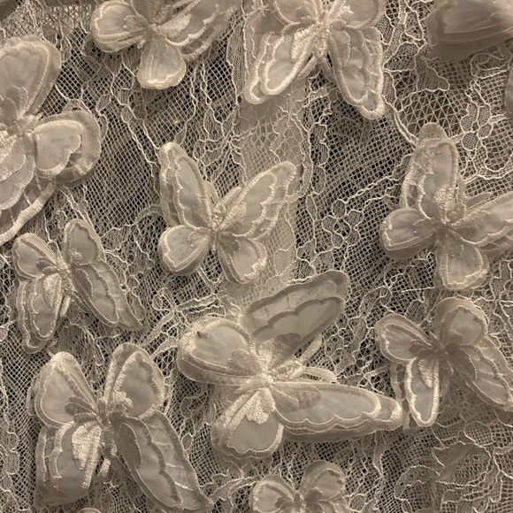 Beautiful Butterfly Sewed Blouse - Picture 5 of 5